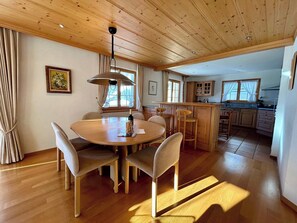 Dining - Marvelous Luxurious Furnished Flat with Outstanding Views (Rougemont)