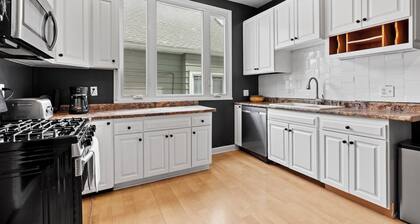 Experience Milwaukee's Bayview in this Spacious 3-bedroom