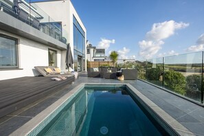 Pool - Treheyl, Pentire- Hot tub & plunge pool (Newquay)