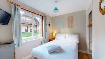 2 slaapkamers, een strijkplank/strijkijzer, wifi, beddengoed