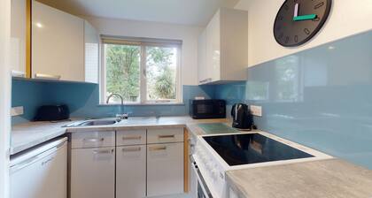 This is a great location from which to start your Cornish adventure.