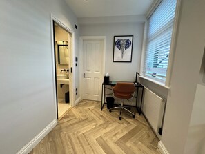 Interior - Chiltern Street Apartments - One Bedroom Apartment (London)