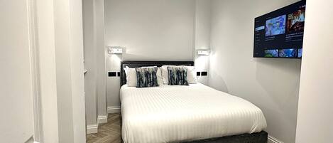 1 camera, una cassaforte in camera, ferro/asse da stiro, Wi-Fi gratuito