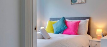 Pass the Keys | Renovated Sunny Home | Pass the Keys
