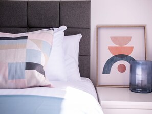 3 habitaciones, tabla de planchar con plancha y wifi gratis 