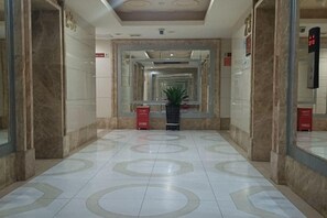 Unclassified image, 3 of 63, button - Shenzhen Life Home Apartment (Shenzhen Huaqiangbei Science Museum Subway Station) (Shenzhen)