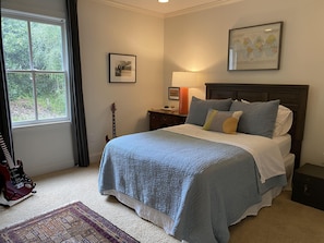 3 chambres, accès au Wi-Fi (inclus), literie fournie