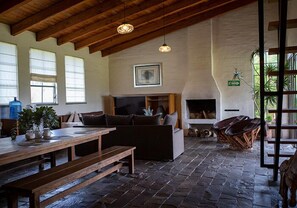 Premium Cabin | Living area - Cabañas La Serenisima (Tapalpa)