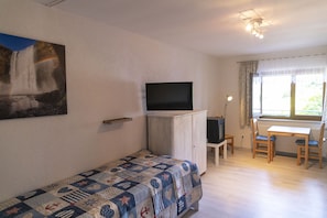 1 Schlafzimmer, kostenloses WLAN, Bettwäsche