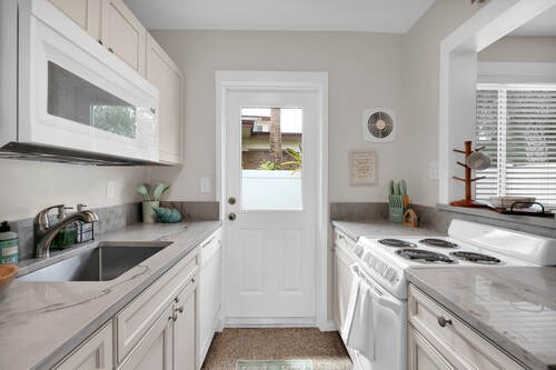 Here Comes The Sun! 2Bed-1Bath Unit#2 St. Augustine