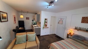 1 camera, Wi-Fi gratuito, lenzuola