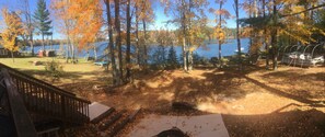 Property grounds - Get Away to the Up North! Cabin on the Lake with stunning views (Suring)