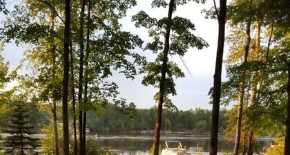 Get Away to the Up North! Cabin on the Lake with stunning views