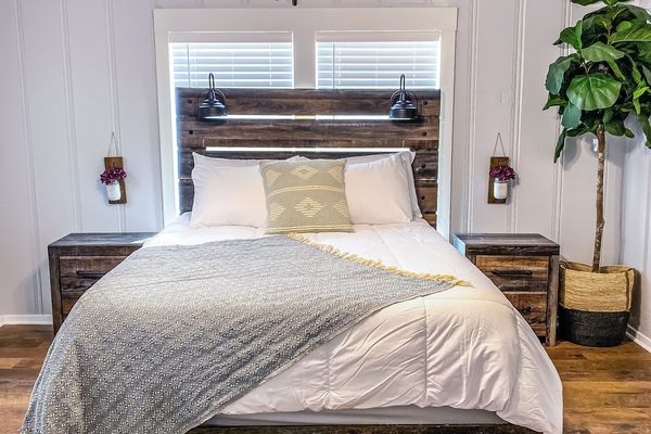 3 bedrooms, desk, iron/ironing board, free WiFi