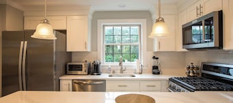 Mid Island Townhouse
