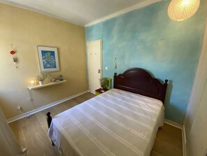 3 عدّة غرف نوم ومكتب وواي فاي وملاءات أسرّة