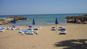 Beach - PENELOPE BEACH HOTEL APTS (Paralimni)