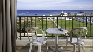 View from room - PENELOPE BEACH HOTEL APTS (Paralimni)