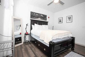 1 Schlafzimmer, Bügeleisen/Bügelbrett, kostenloses WLAN, Bettwäsche