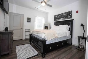 1 bedroom, iron/ironing board, free WiFi, bed sheets
