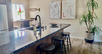 Apt 9: Beautiful apartment for families near a beach.