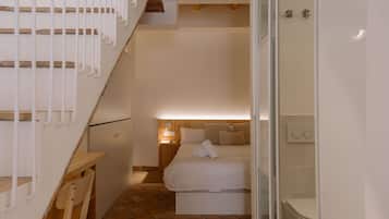 Eenvoudige maisonnette, privébadkamer | 1 slaapkamer