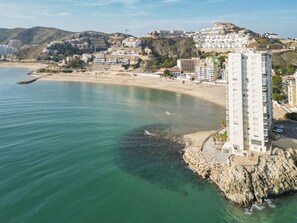 Platja a a prop 