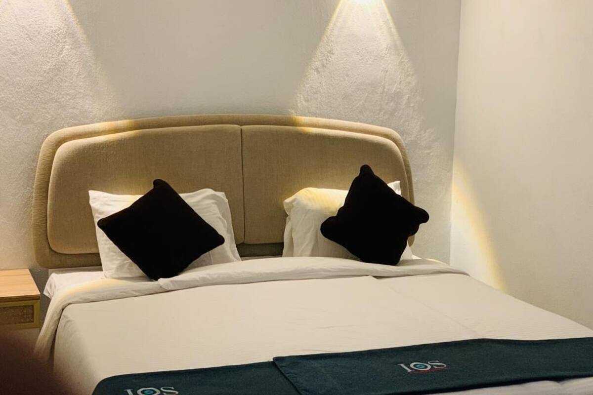 Deluxe Studio Suite