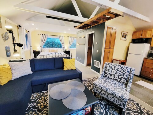 All the amenities of home with no cleaning fees and first breakfast included! 