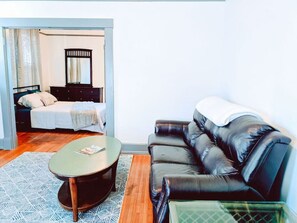 1 bedroom, desk, WiFi, bed sheets