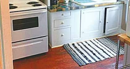 236 Prospect Apt 4 · Cozy Hideaway 2 Block Walk To Downtown Hot Springs