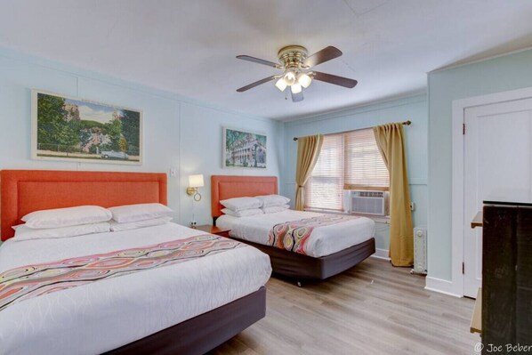 2 bedrooms, desk, iron/ironing board, free WiFi