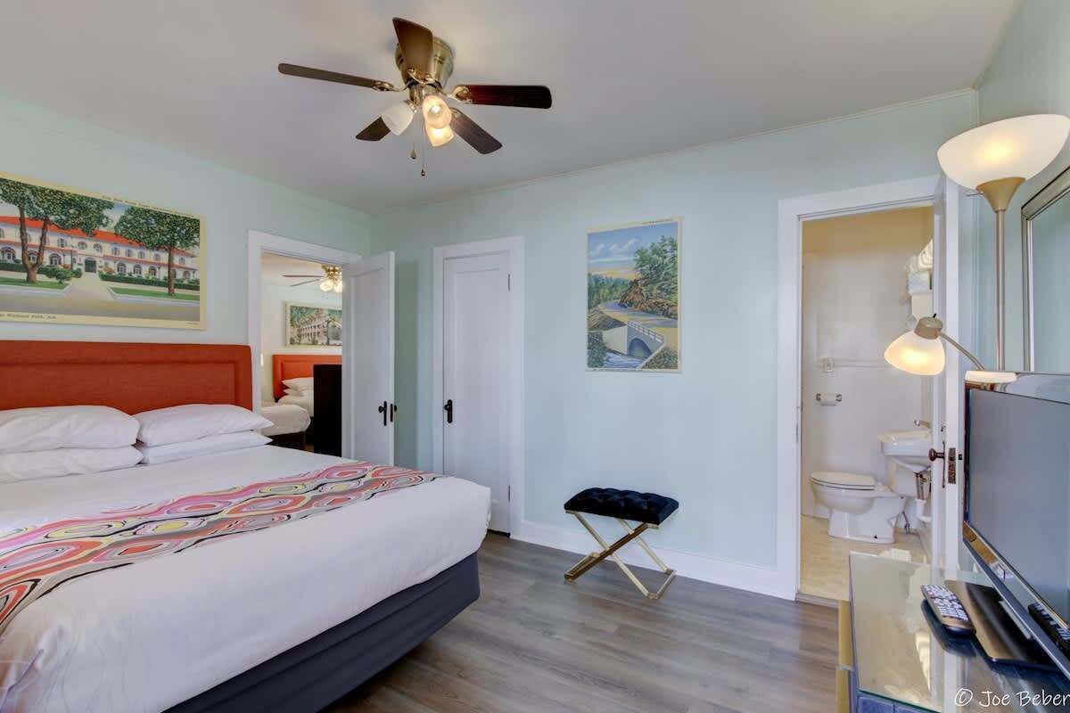 2 bedrooms, iron/ironing board, free WiFi, bed sheets