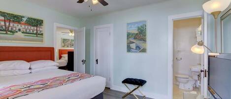 2 slaapkamers, een strijkplank/strijkijzer, gratis wifi, beddengoed