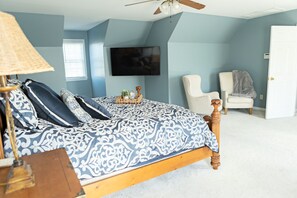 5 bedrooms, desk, WiFi - Spacious 5 bedroom w game room, theatre, and sauna (Salisbury)