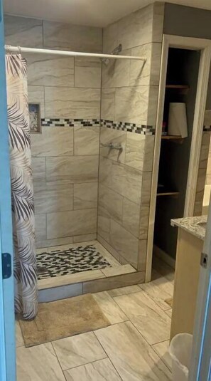 Bathtub