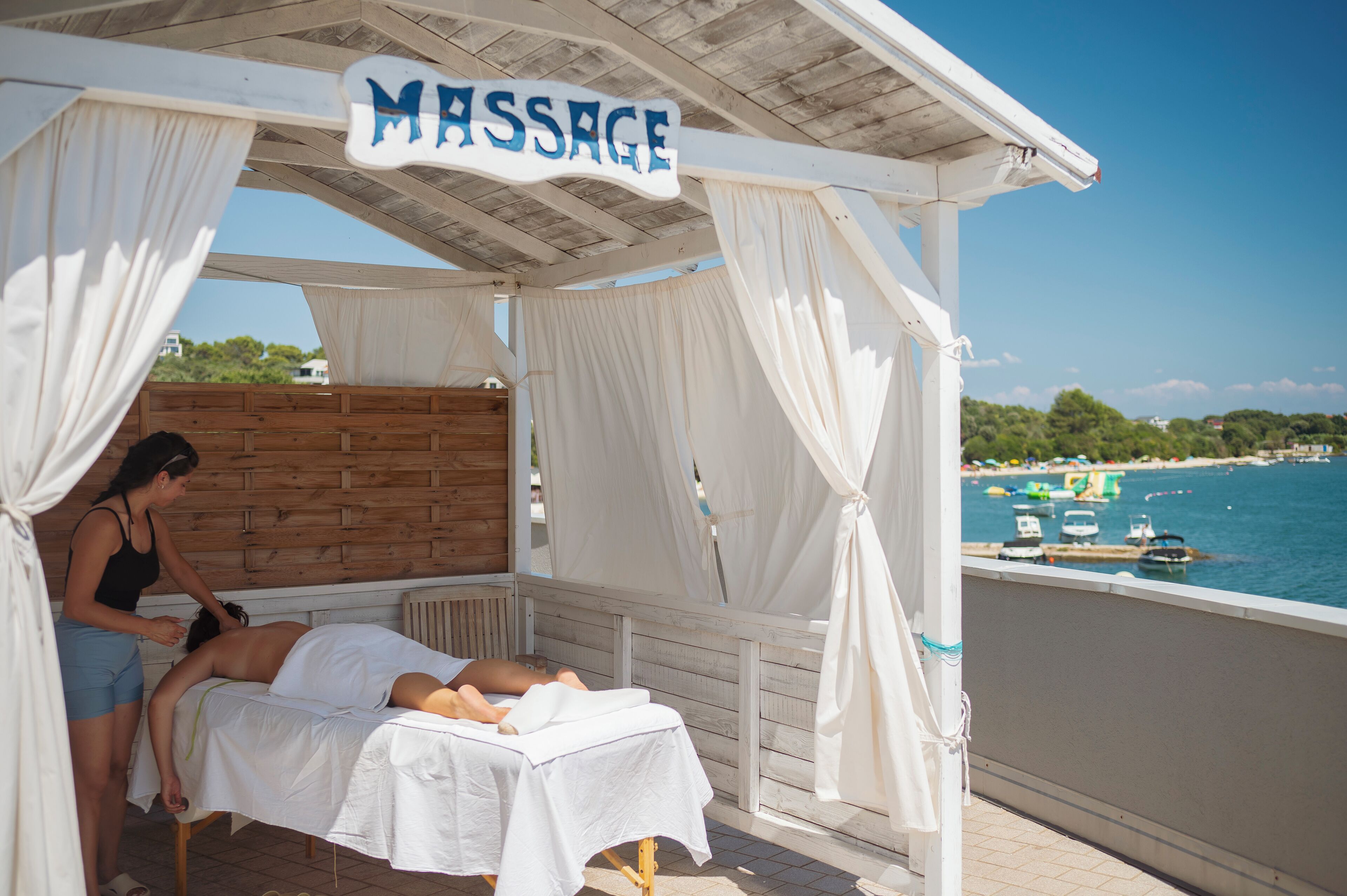 Tratamientos corporales, manicura y pedicura