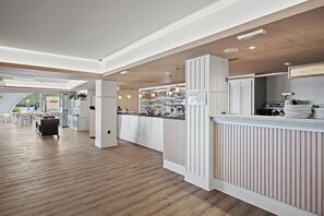 Daily buffet breakfast for a fee - Residence Superior Del Mar (Medulin)