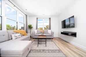 Télévision, espaces bureaux