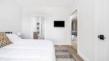 2 slaapkamers, een strijkplank/strijkijzer, wifi, beddengoed