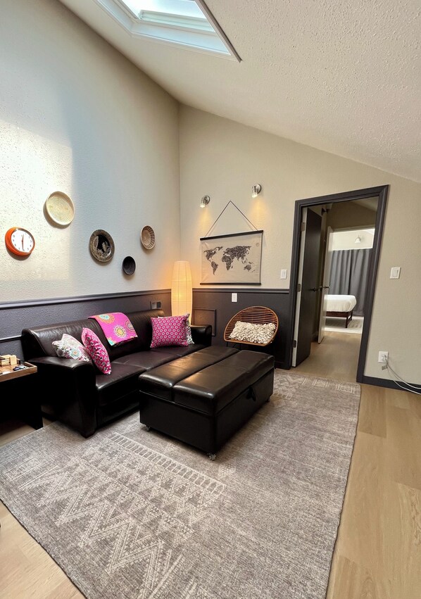 Una Smart TV, libros