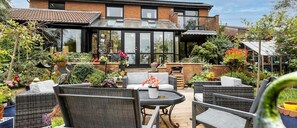 Maison, Plusieurs lits | Balcon