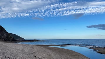 Cottage | Beach