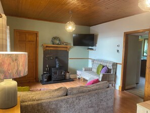 Cottage | Living area