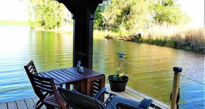 Aloberge 8 (Saint-Paul-de-l'Île-Aux-Noix)