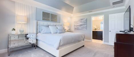 4 dormitoris, escriptori i planxa i posts de planxar