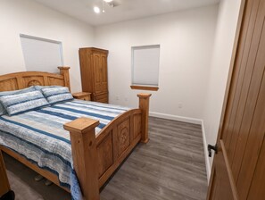 3 habitaciones, wifi gratis, ropa de cama y acceso para silla de ruedas