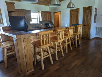 Lake View, wheelchair accessible, sandy beaches close by, quiet area