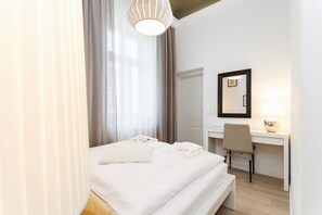 1 bedroom, bed sheets - Apartment Cracow Arianska 6 (Kraków)