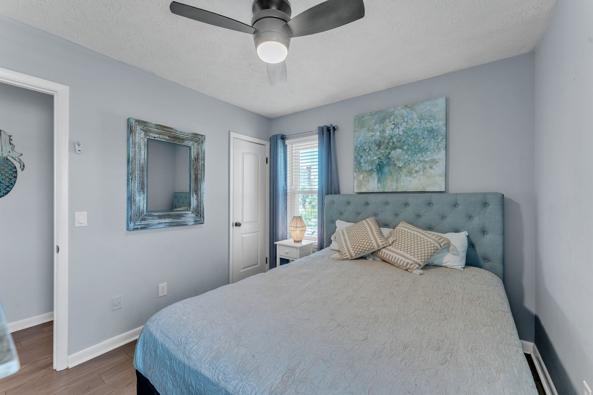 3 soverom, strykejern/-brett, reiseseng for barn og wi-fi (inkludert)